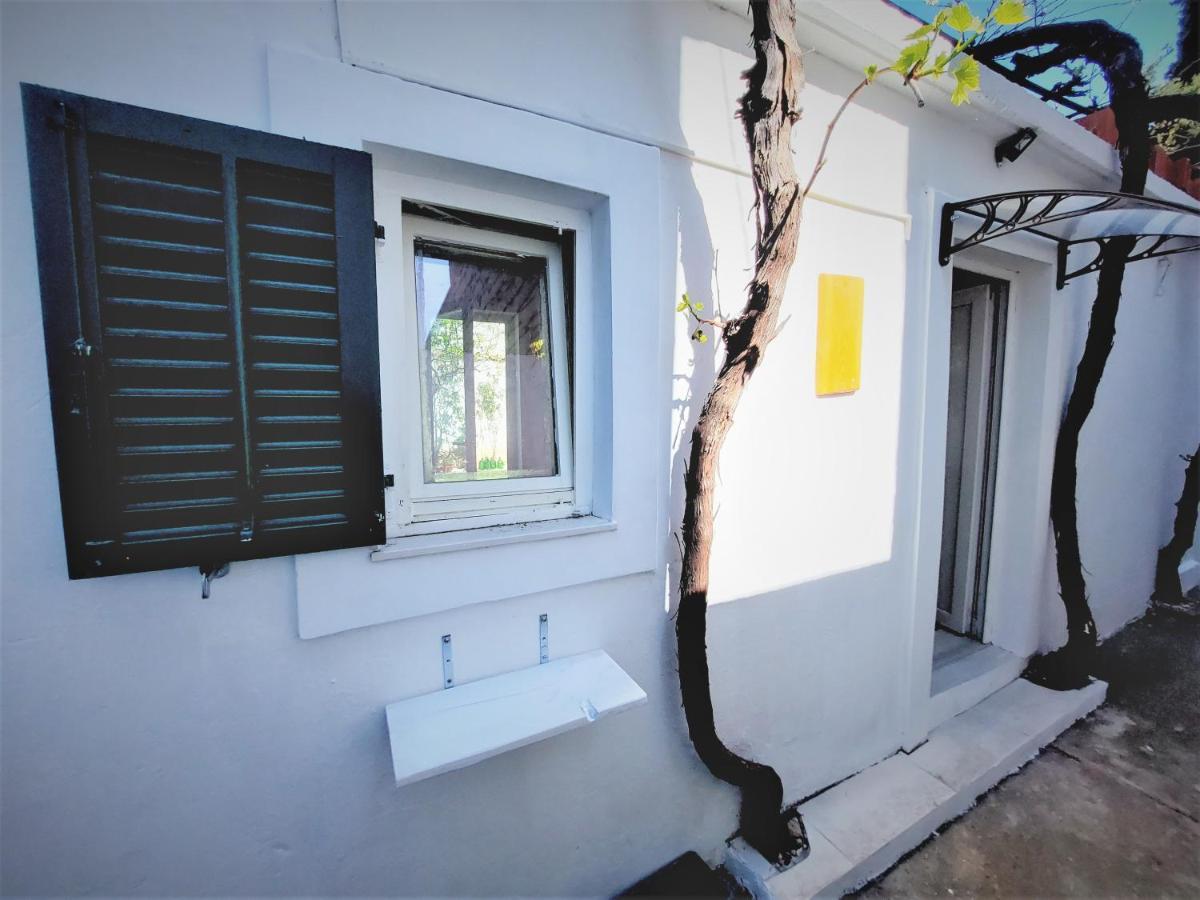 Studio Apartment Murter Center Exterior foto